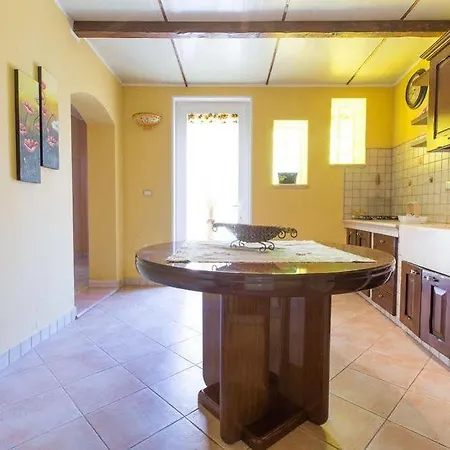 Hall * Gallipoli